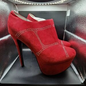 Mark & Maddux Russell Shoes Women Size 8 Red High Heel Platform Booties